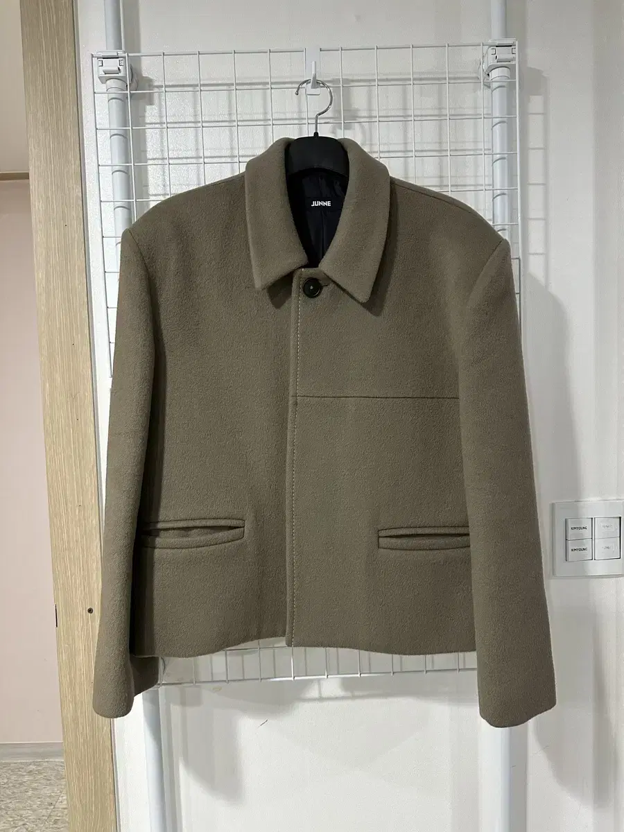 June J15 Crop wool jacket size M