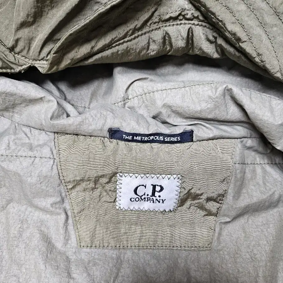 cp company 크롬r 나일론 자켓