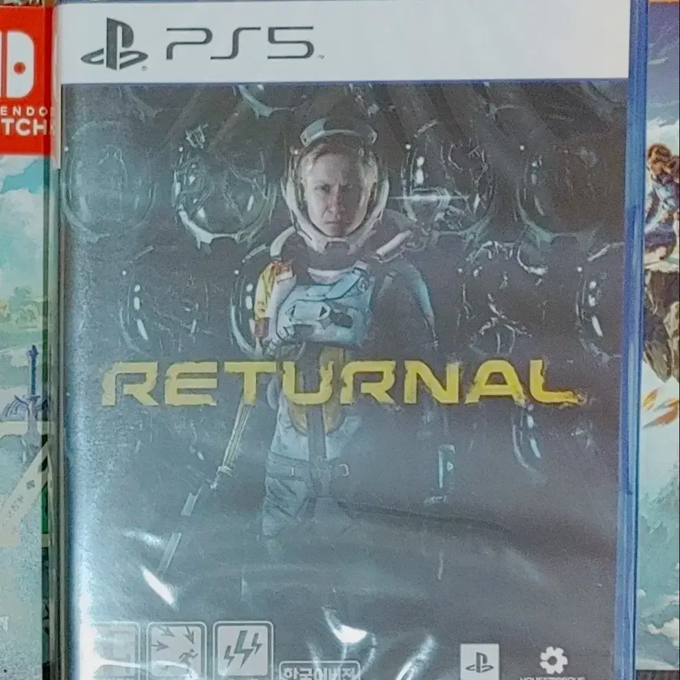 [미개봉]PS5 로그라이크 슈팅 '리터널 RETURNAL' 팝니다.