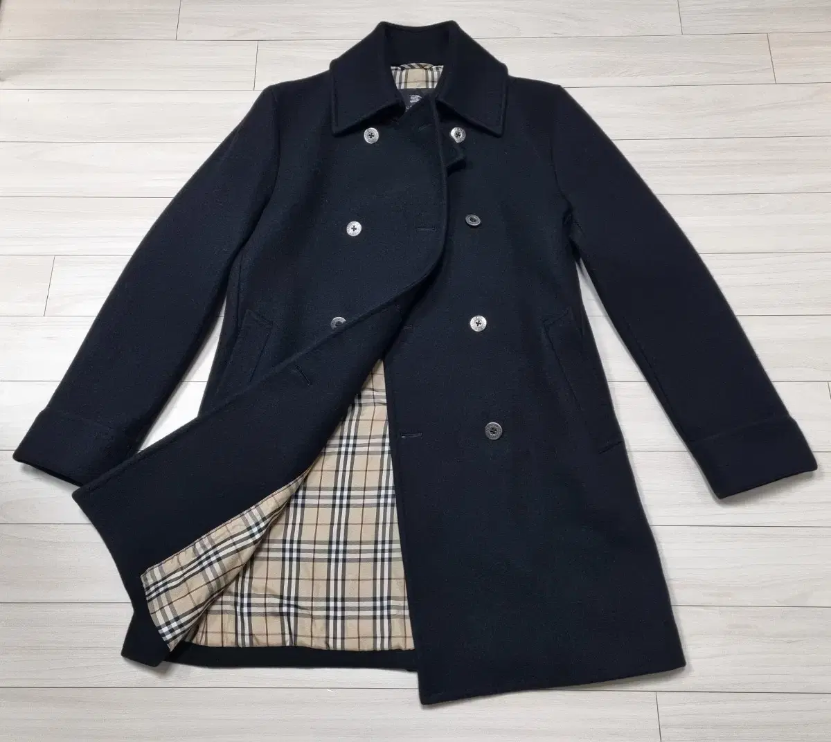 Burberry Black Label Wool and Cashmere Double Coat L(100)