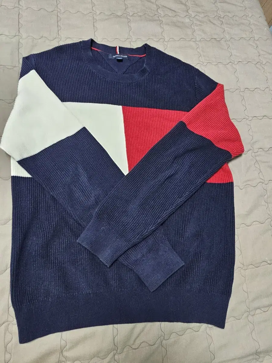 Tommy Hilfiger Big Logo Knit