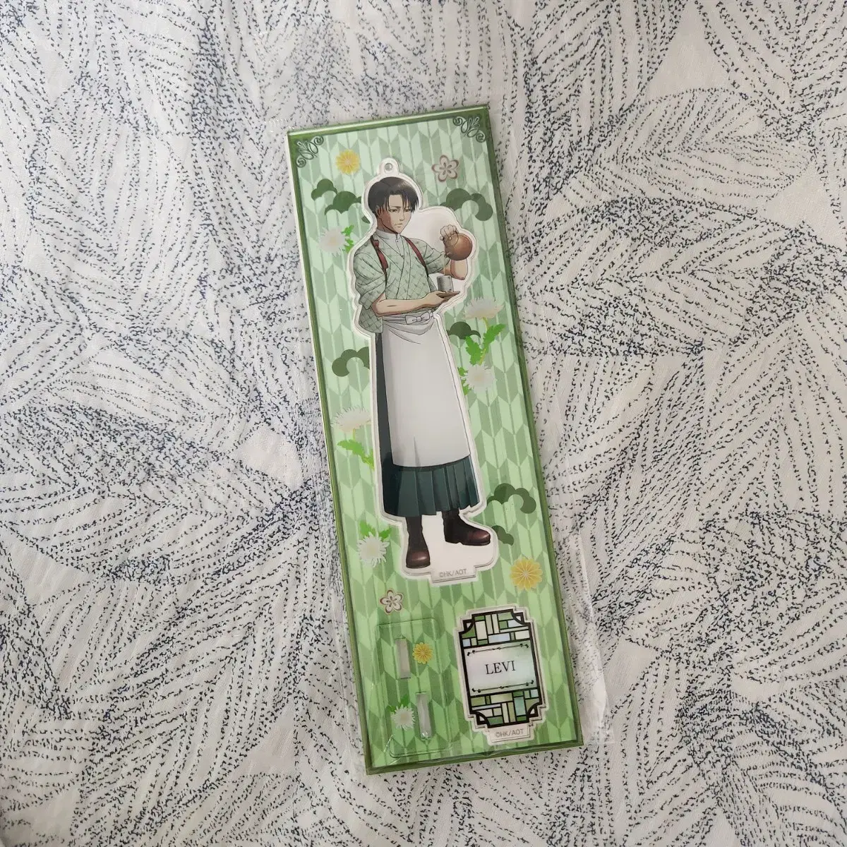 [Unsealed/Ultra Rare] Attack on Titan Levi Green Tea Acrylic