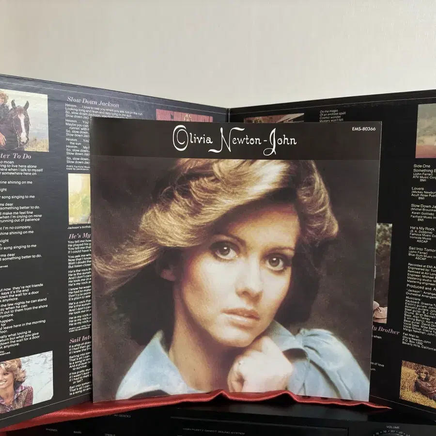 Olivia Newton-John - 6집 Clearly Love LP