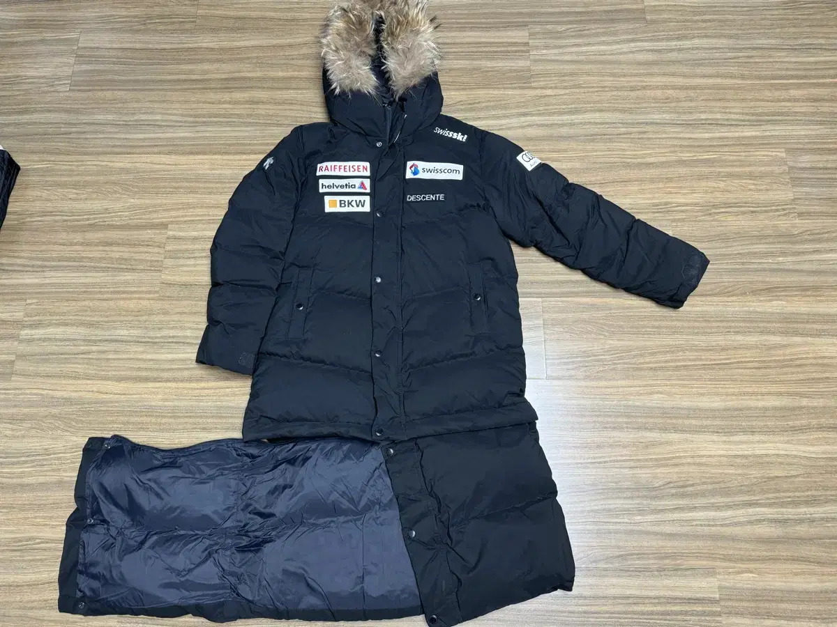 Desiree Long Puffer + Half Jacket (Detachable) Size 100