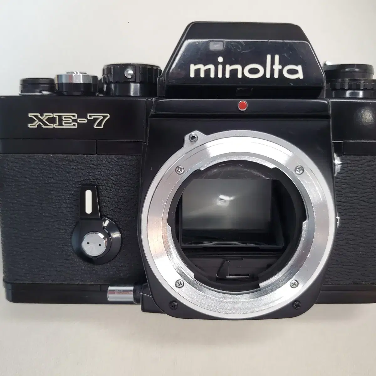 Minolta XE-7,Alike Leica R3 Camera