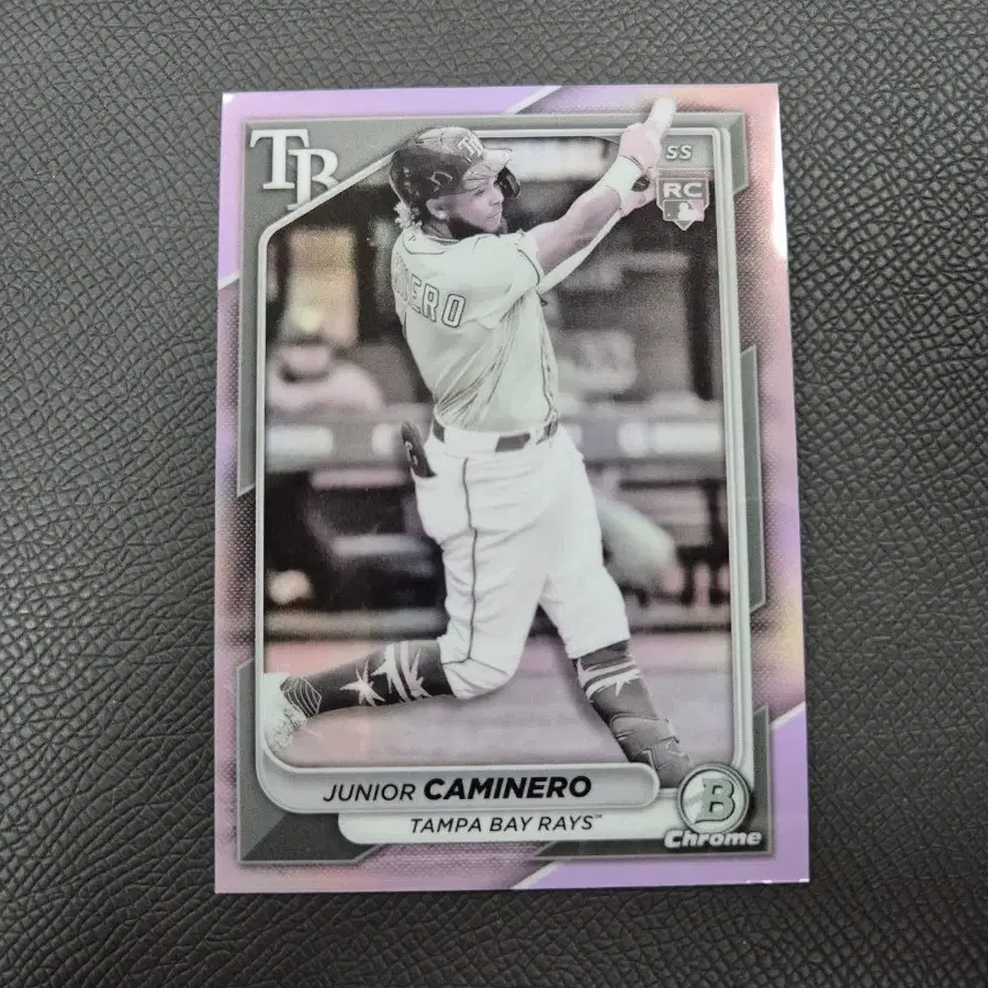 2024 bowman chrome 카미네로 펄(pearl)카드 팝니다