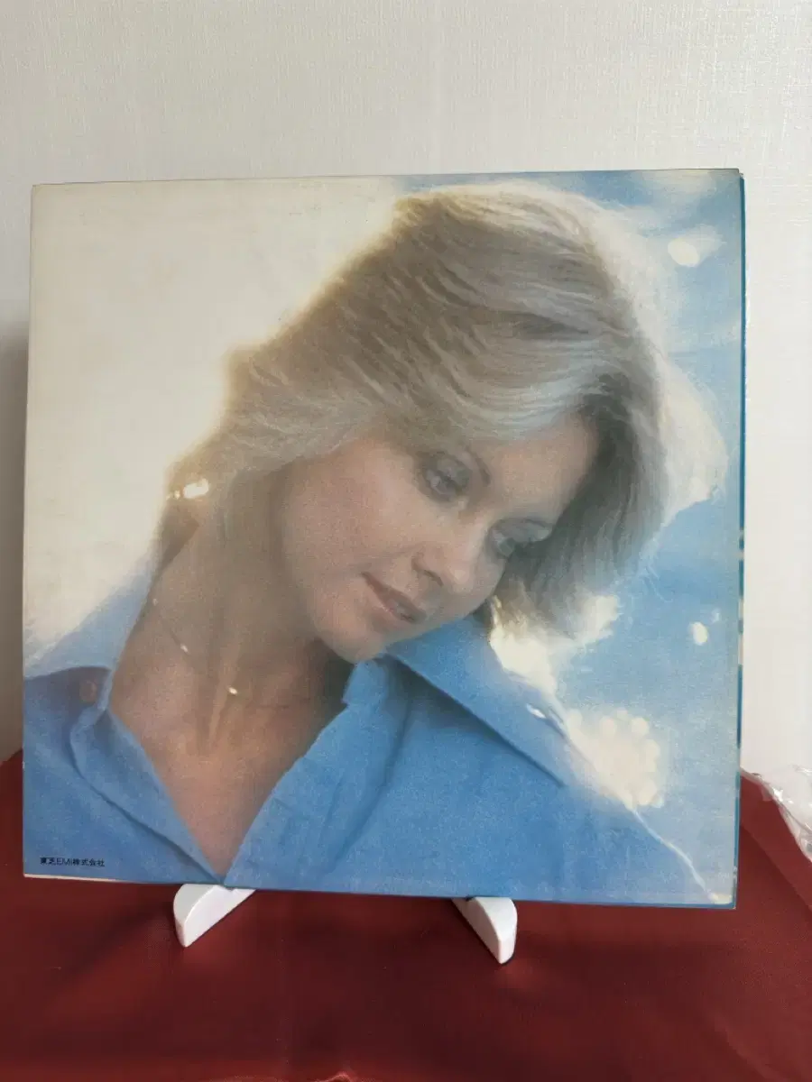 Olivia Newton-John - 7th Album Come On Over LP