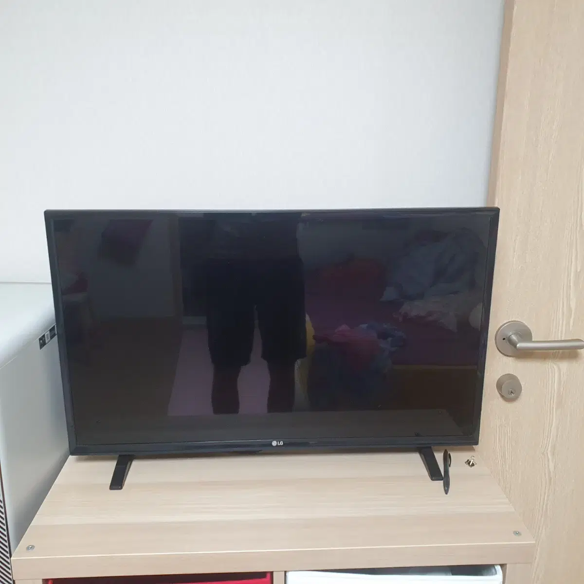 LG TV 32LH551C 팝니다!