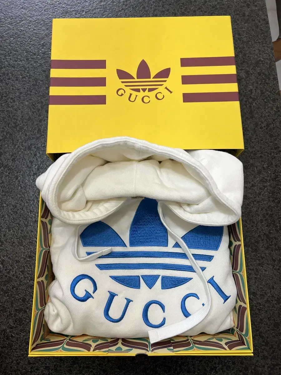 Gucci Adidas Collaboration limited edition Hoodie S Box