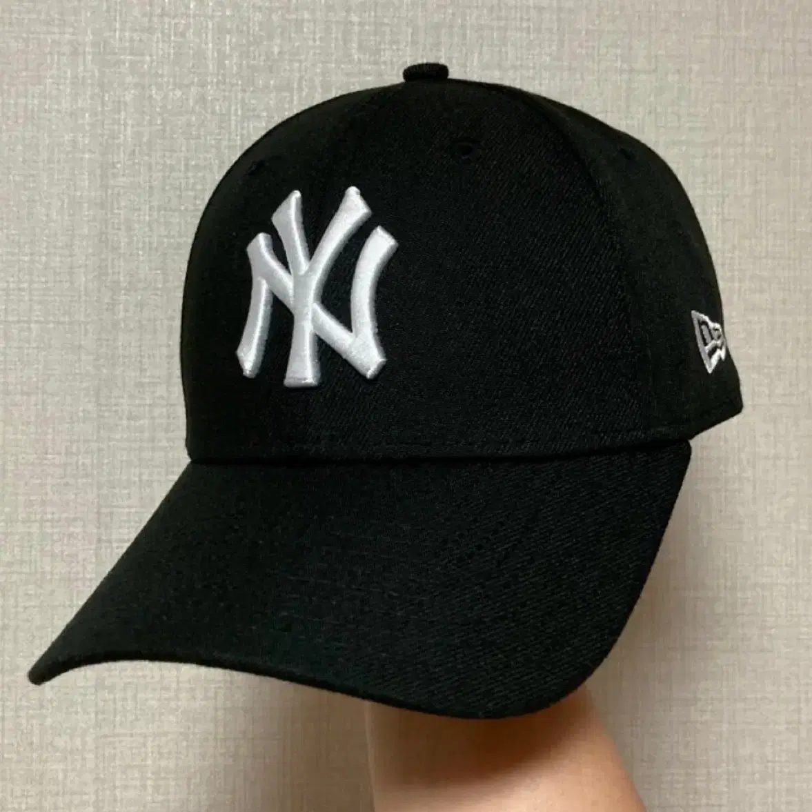 새거) 김고은 모자 볼캡 뉴에라 엠엘비 mlb 볼캡 (BLACK)