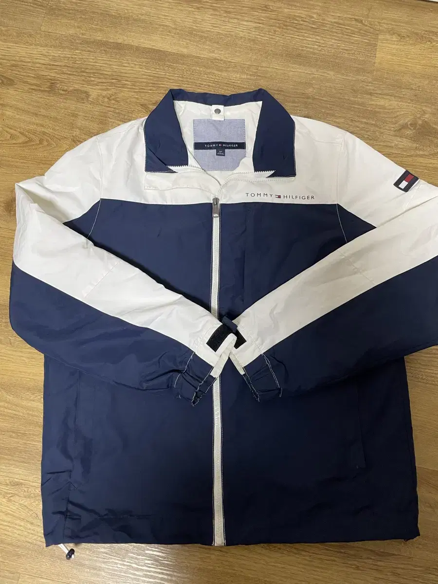 Tommy Hilfiger Bloom Windbreaker Jacket XL Pretty.