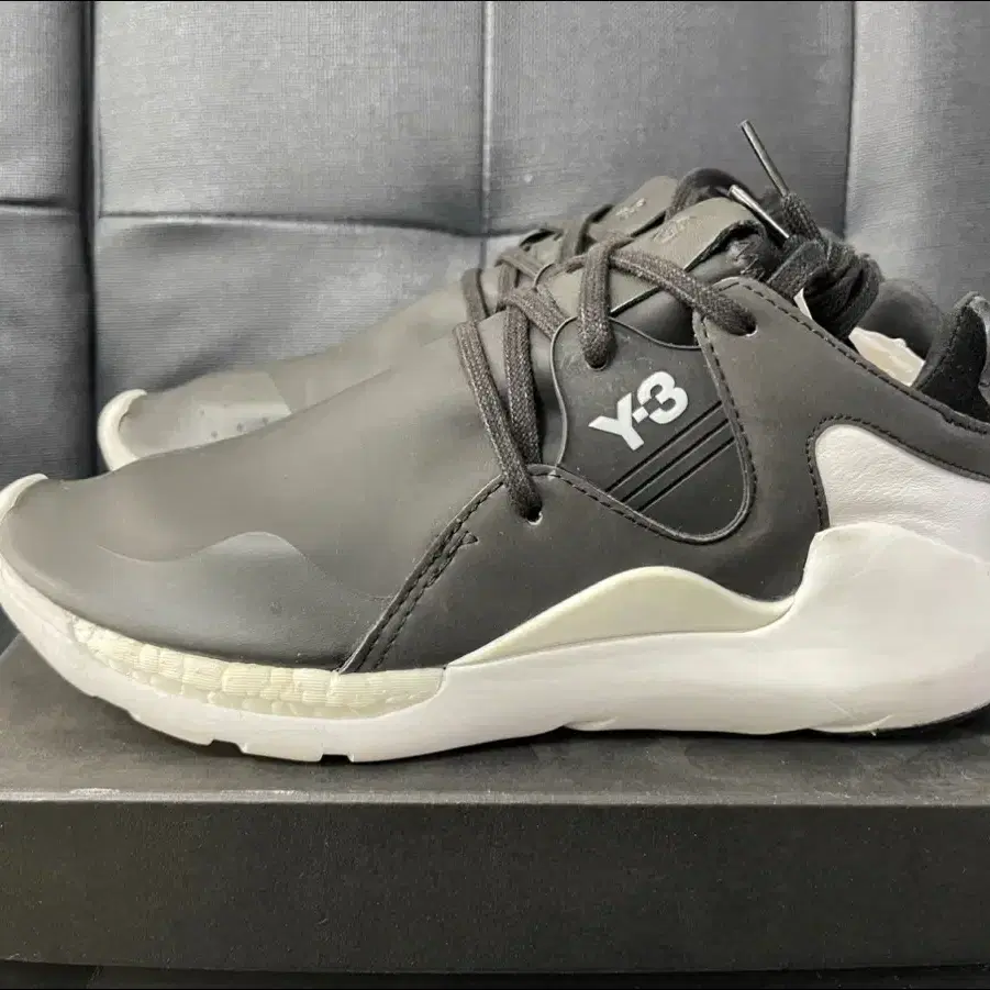 Y-3 요지야마모토 RUN Y3 240