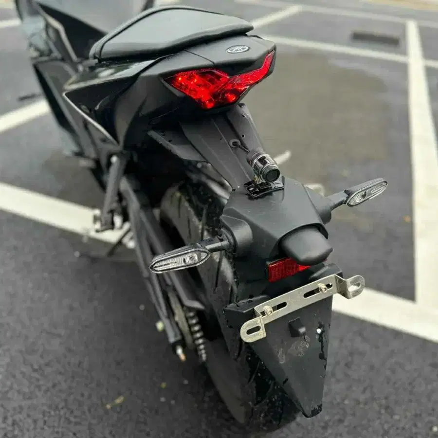 야마하 yzf r3 23년식 1인신조 판매합니다