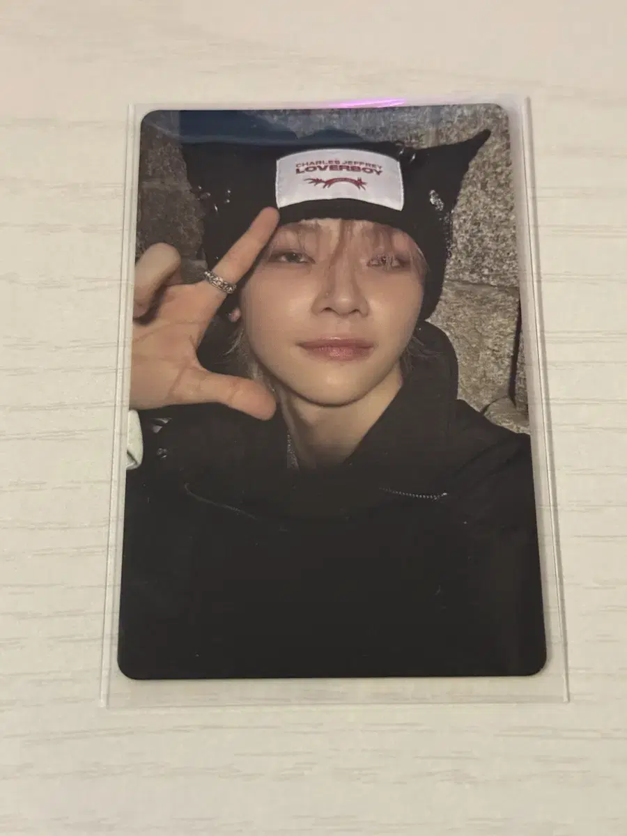 &team nicholas First Howling Limited Edition A photocard WTS