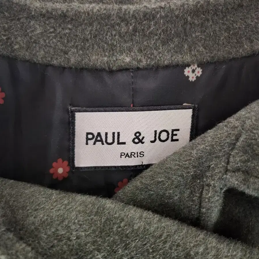 폴앤조 PAUL&JOE 모직 자켓