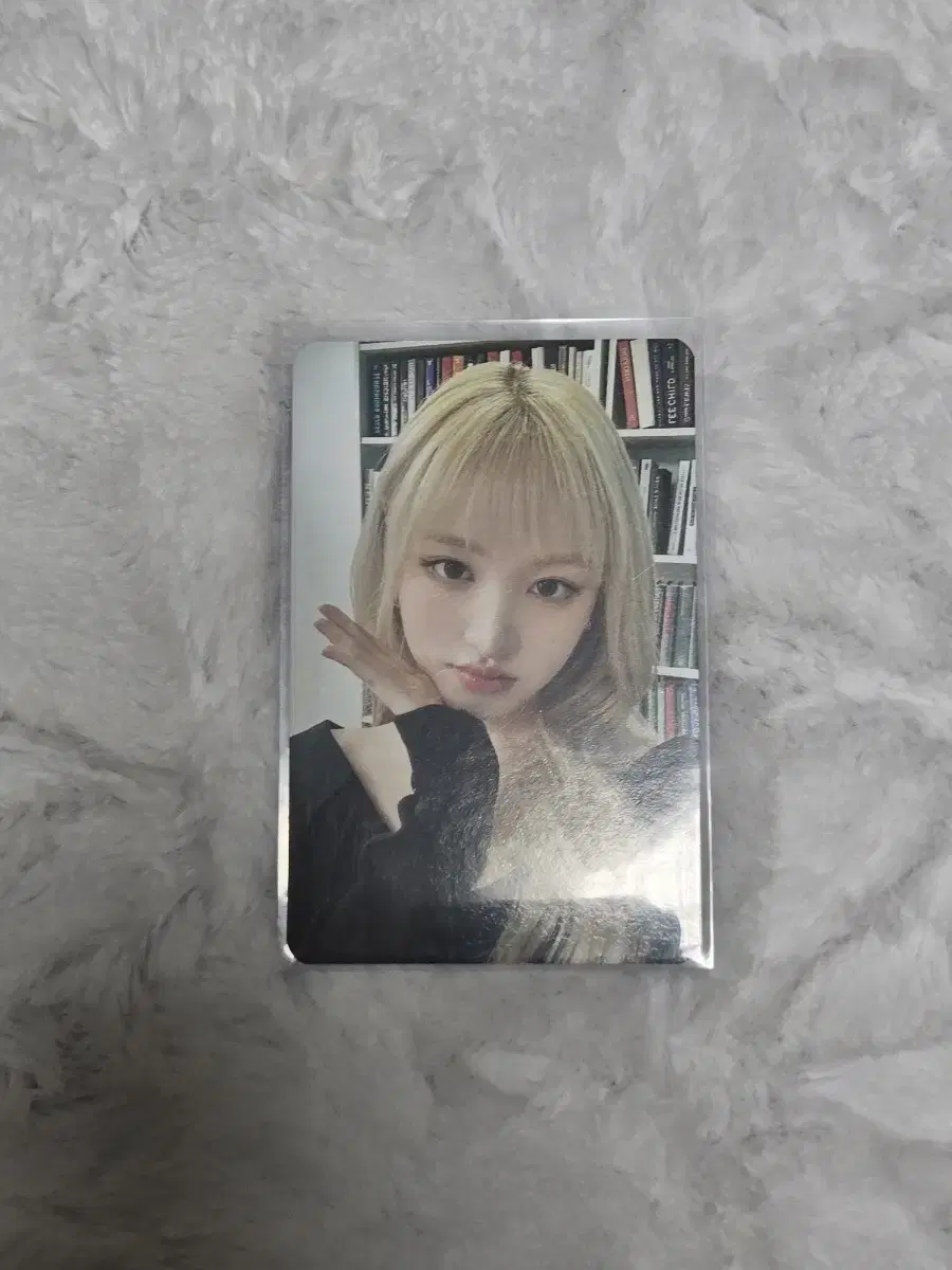 ive liz magazine photocard wts does