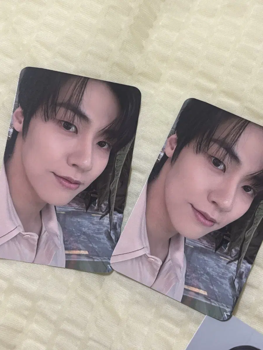 Seung Hyeop Lee photocard Blue shark photocard