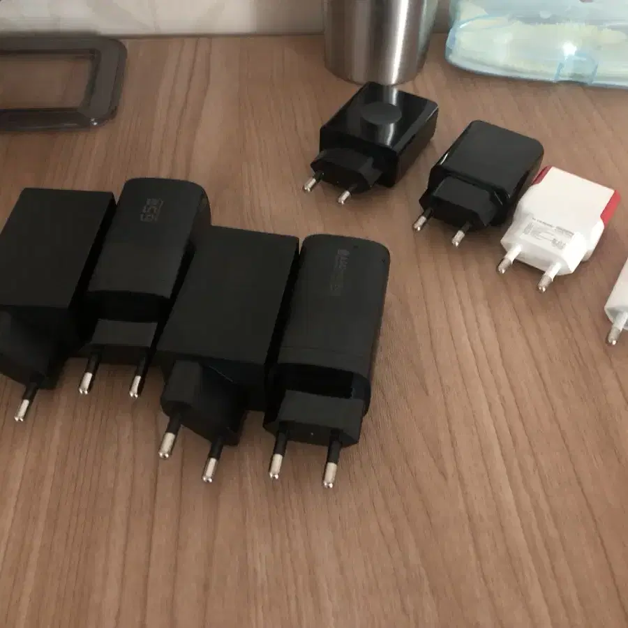 고속 충전기 총4개 ) USB c type usb 3포트 2포트 각2개씩