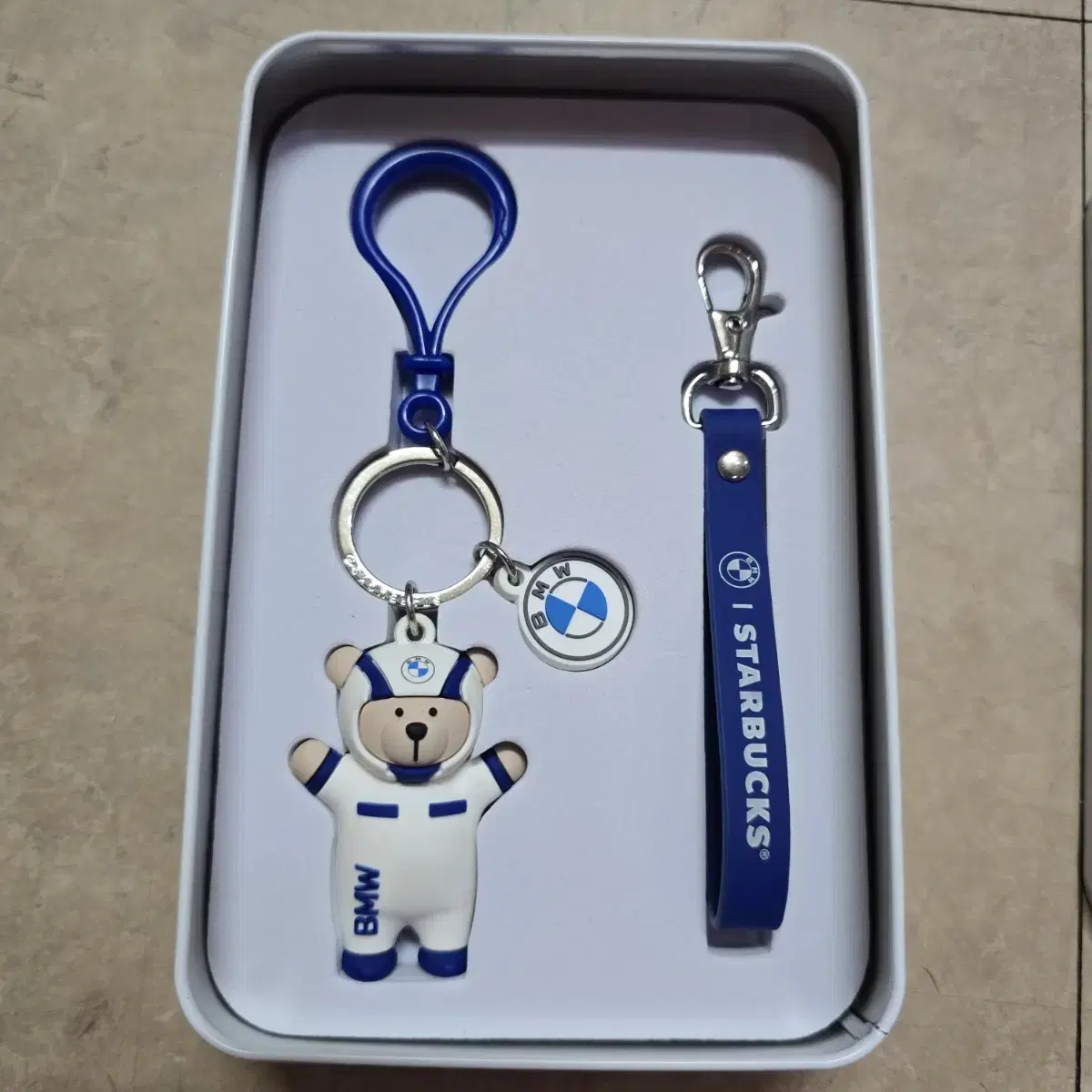 Busan) BMW Starbucks Keyring