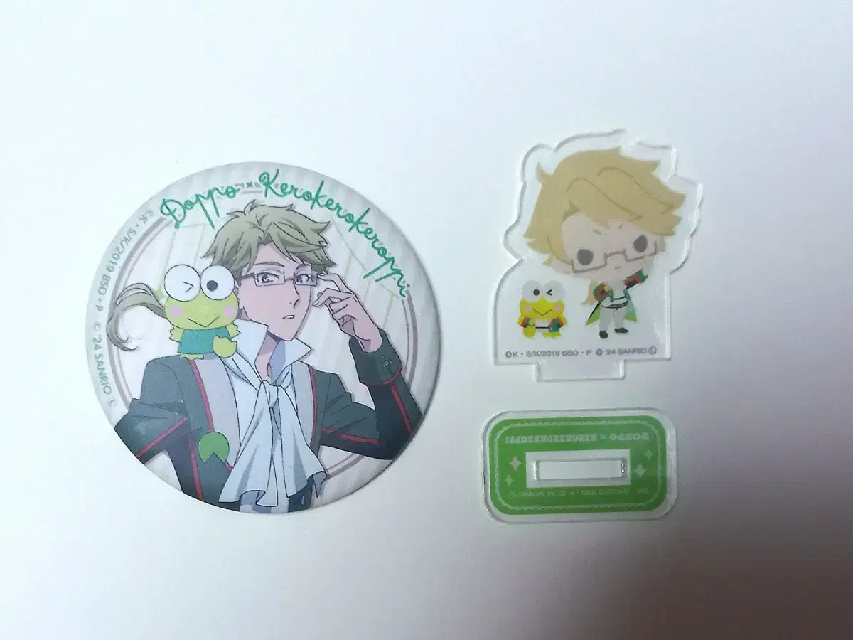 Moons Dog Sanrio collaboration goods Kunikida Tappo acrylic stand, can badge bulk sells