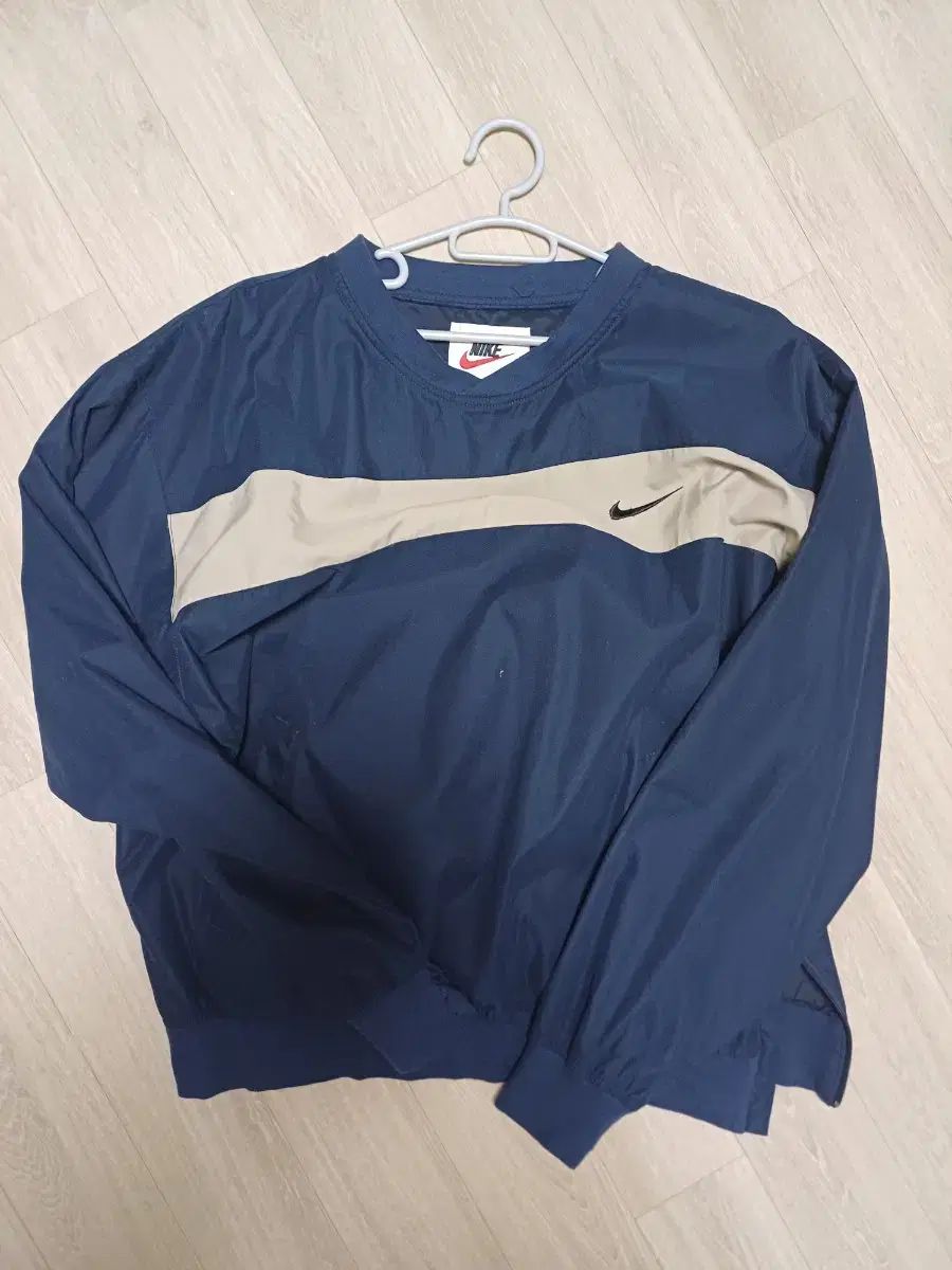 Nike Old School Swoosh Warm Up