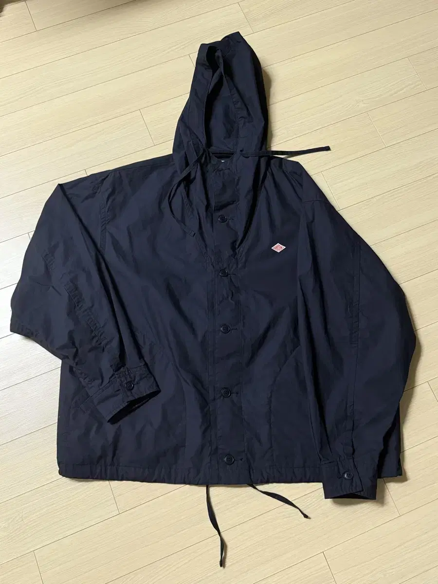 Monotone navy jacket