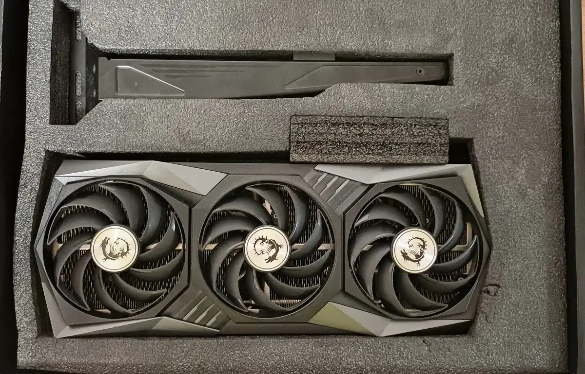 MSI RTX3070 trio 8GB팝니다