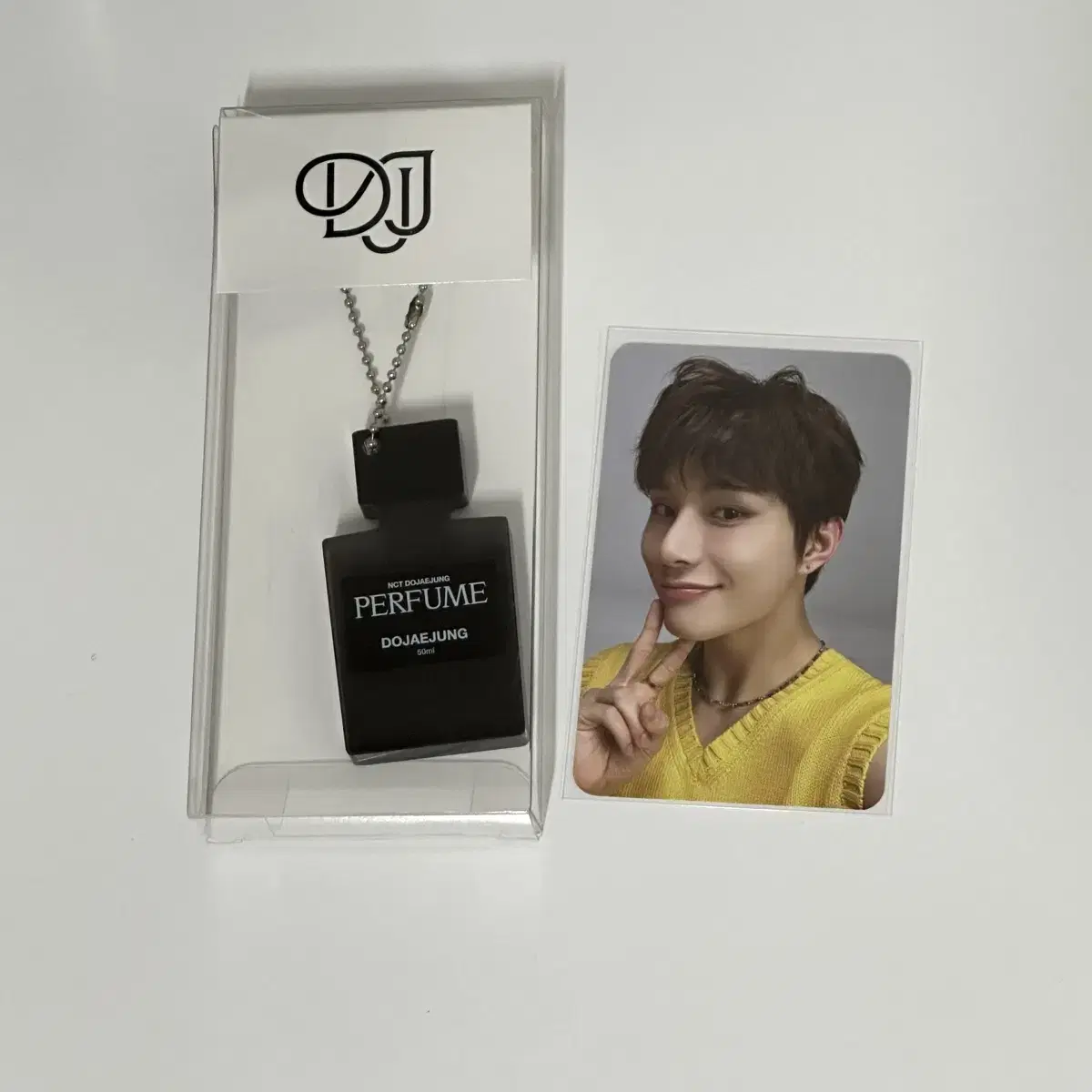 NCT 127 jungwoo Dojaejae Perfume md Keyring