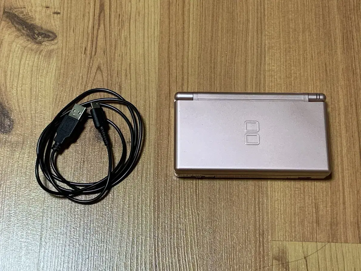 닌텐도 DS lite