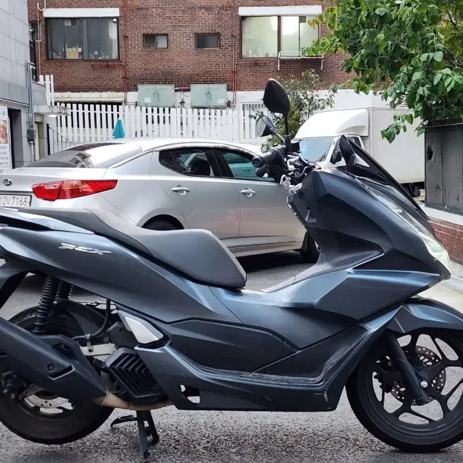 21년식 PCX125 ABS 팝니다