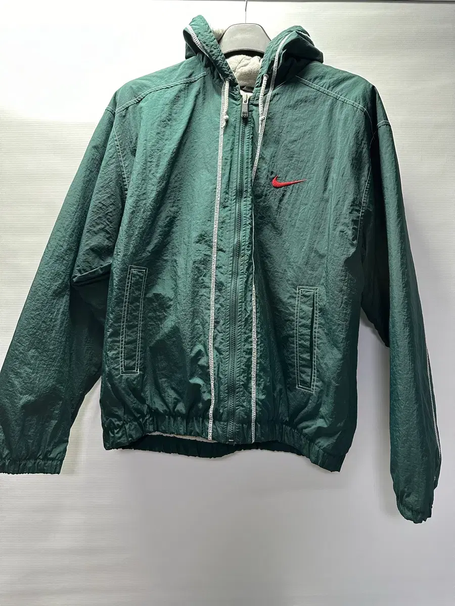 Nike Nylon Windbreaker Hooded Jacket