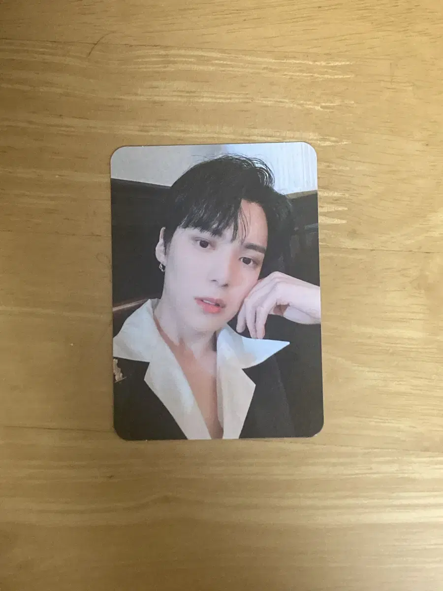 Monsta x minhyuk photocard