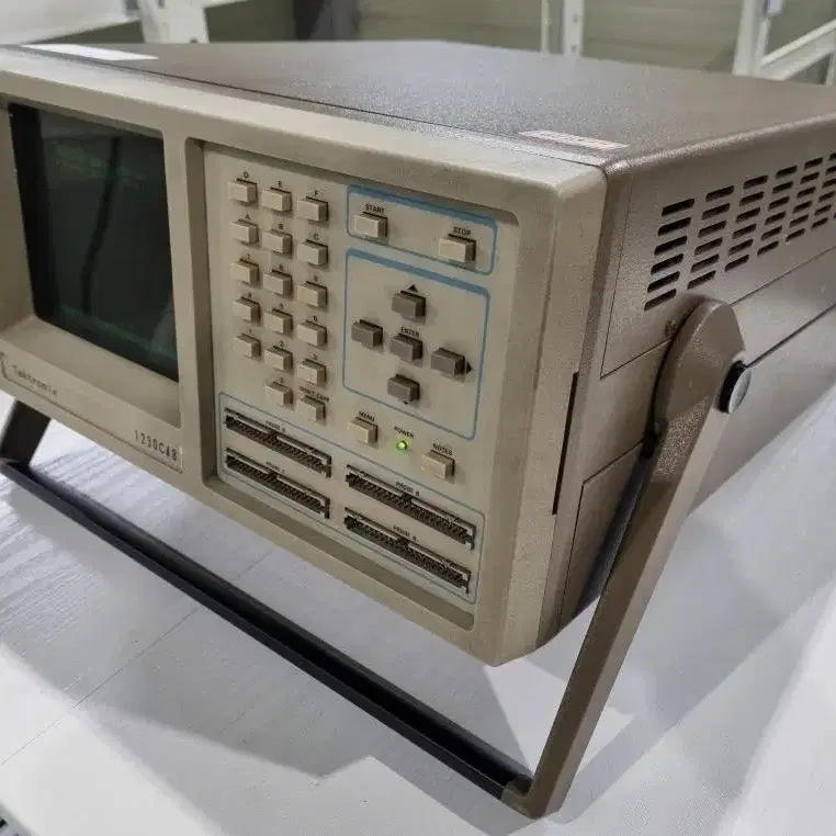 Tektronix 1230 Logic Analyzer 로직분석기