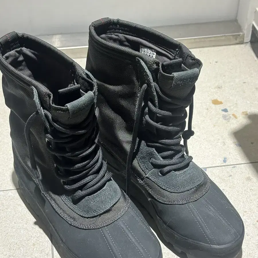 아디다스 이지 부스트 adidas yeezy 950