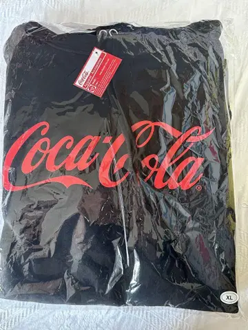 NewJeans CokeSTUDIO 후드티 (블랙) XL