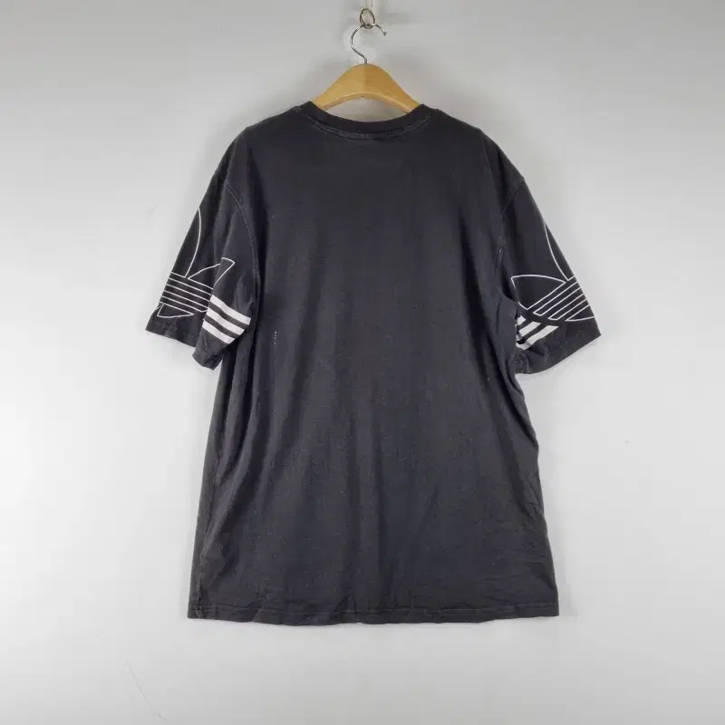 Z5719 아디다스 OUTLINE TEE 블랙 반팔티셔츠 남100