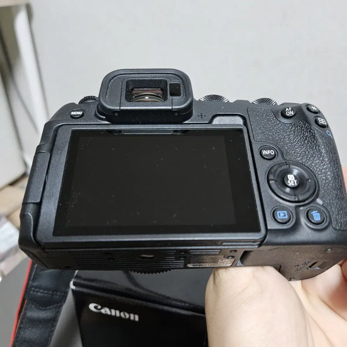 캐논 eos r8