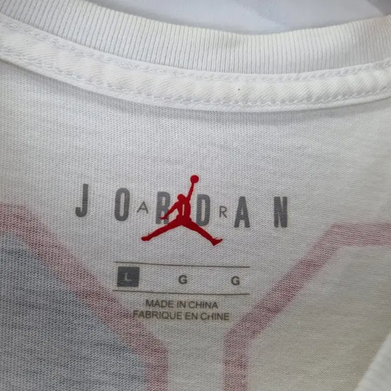 Z5734 NIKE JORDAN 화이트 반팔티셔츠 남105