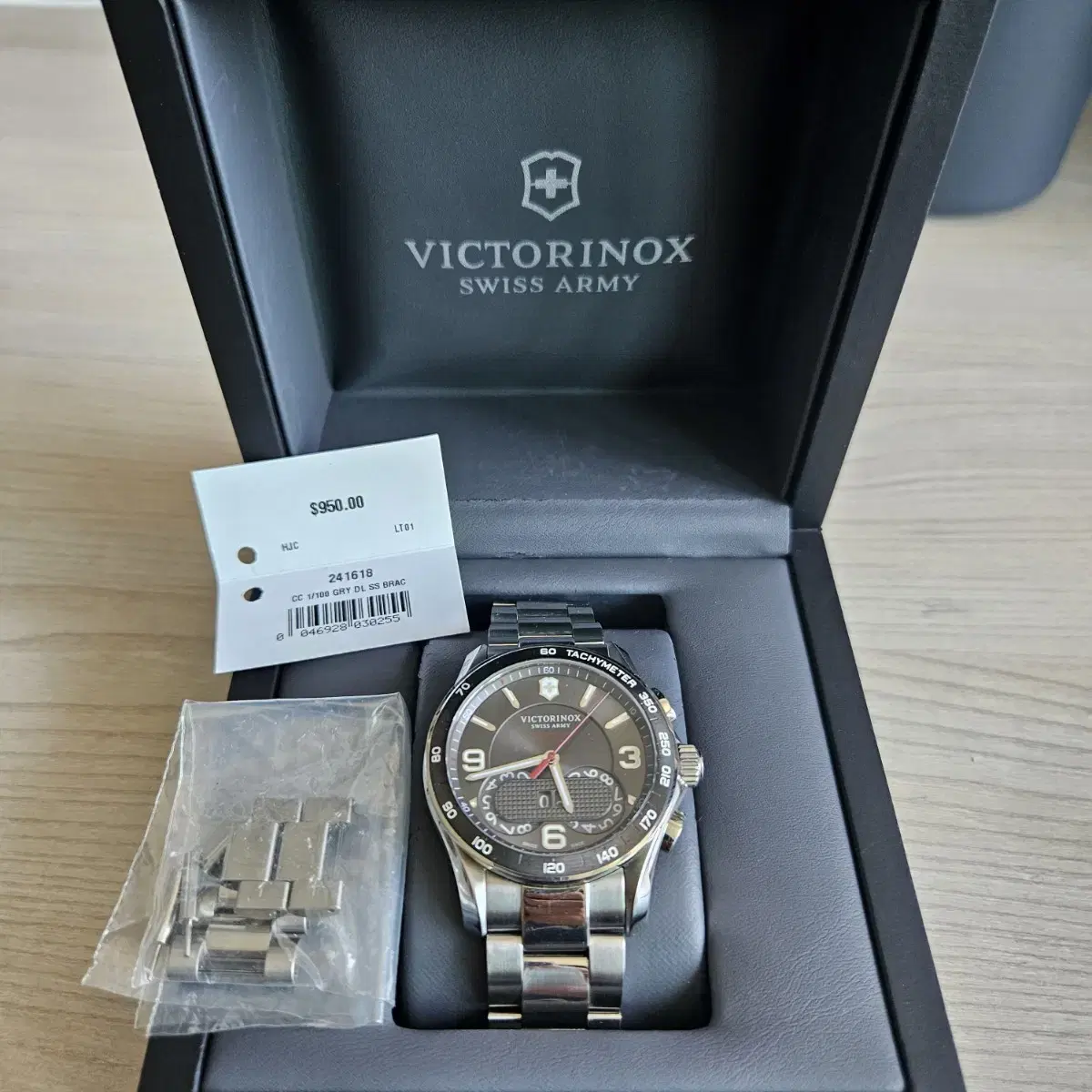 빅토리녹스(VICTORINOX) 크로노 클래식 손목시계