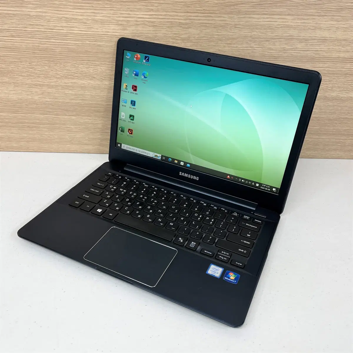 삼성 13인치 NT501R3A i5-6200U SSD 256 중고노트북