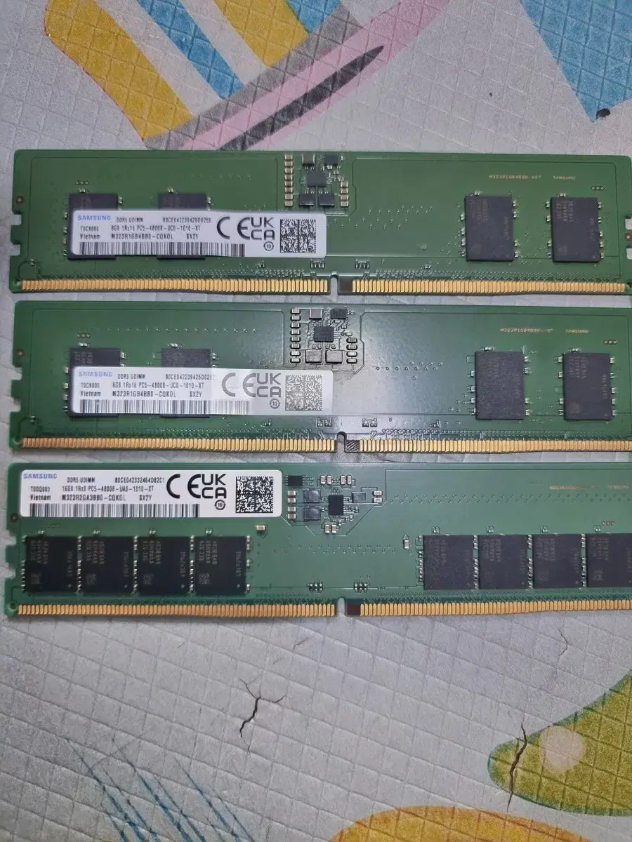 삼성 ddr5 4800 8gb 2장, 5600 16gb 1장 팝니다