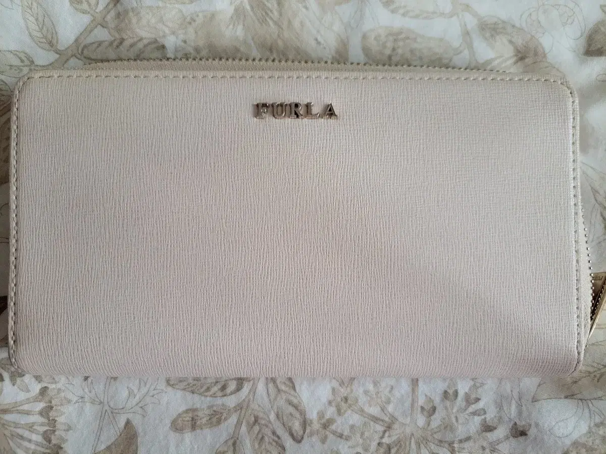 FURLA 사피아노 장지갑