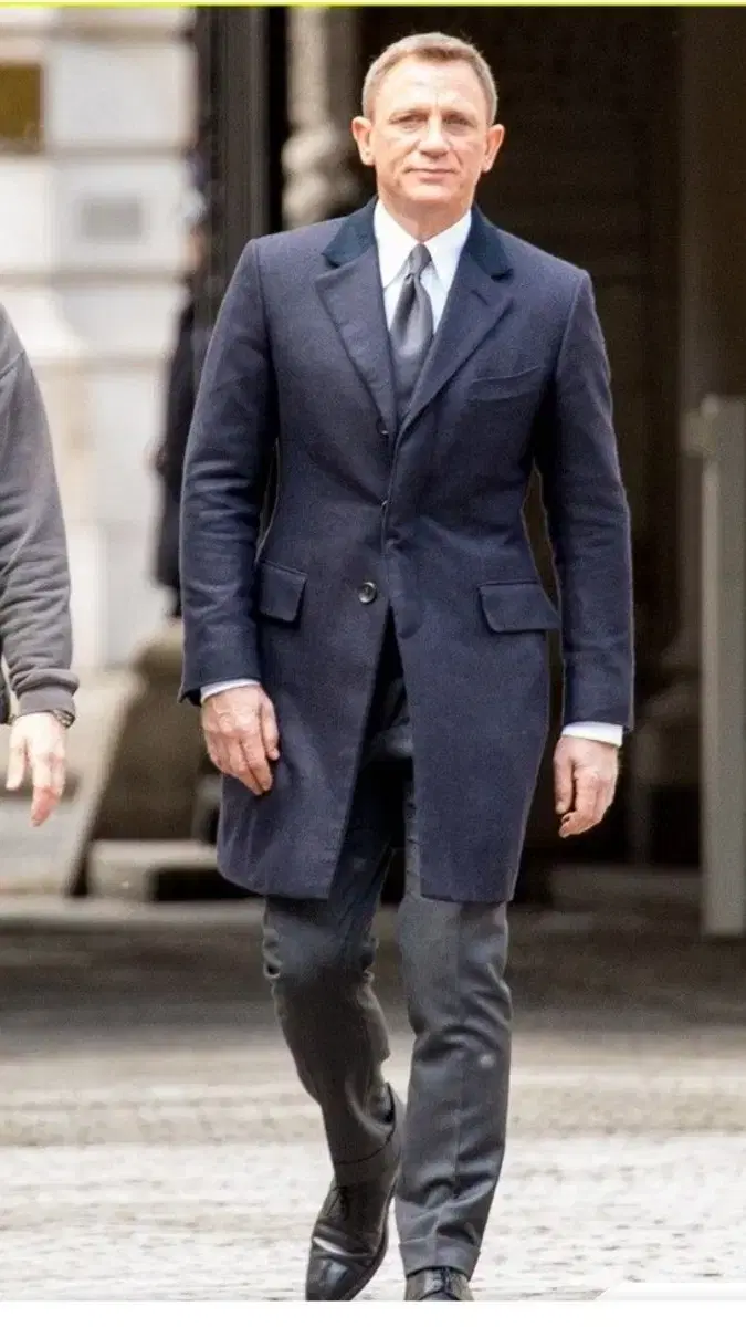 007Specter's Polo Navy Velvet Collar Coat (42R)