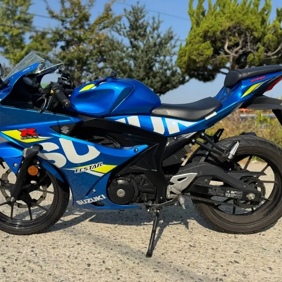 스즈키 gsx-r125 20년형 abs 무사고 판매합니다