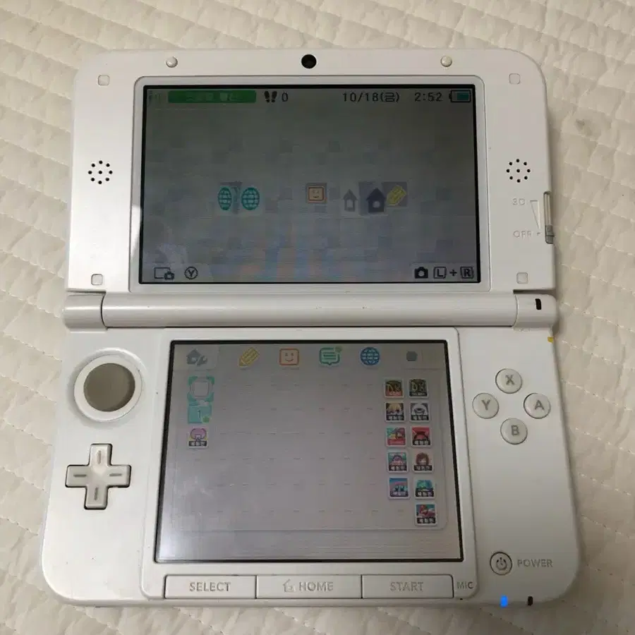 닌텐도 3DS XL 화이트