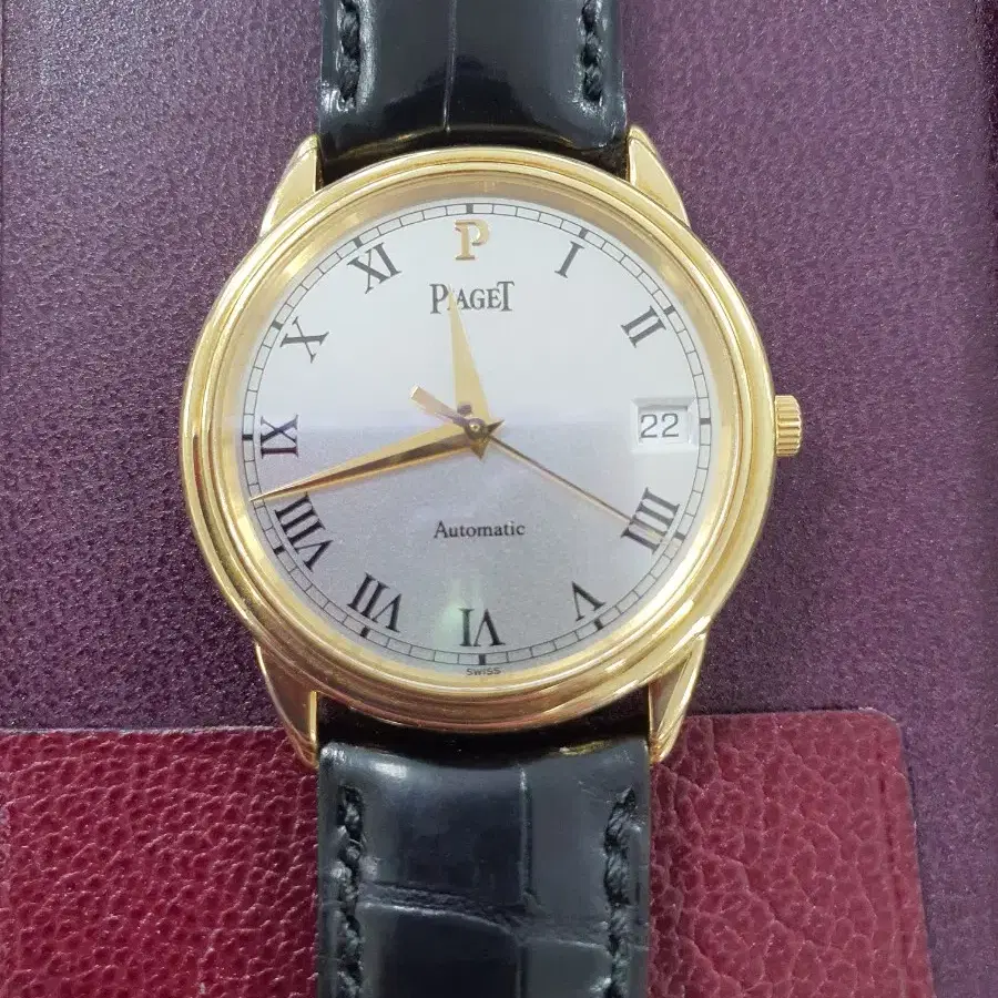 PIAGET.AUTO MATIQUE.18K GOLD