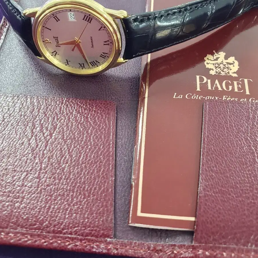 PIAGET.AUTO MATIQUE.18K GOLD