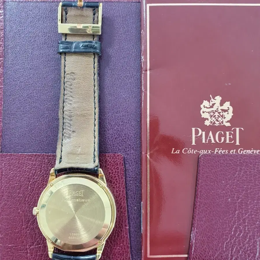 PIAGET.AUTO MATIQUE.18K GOLD