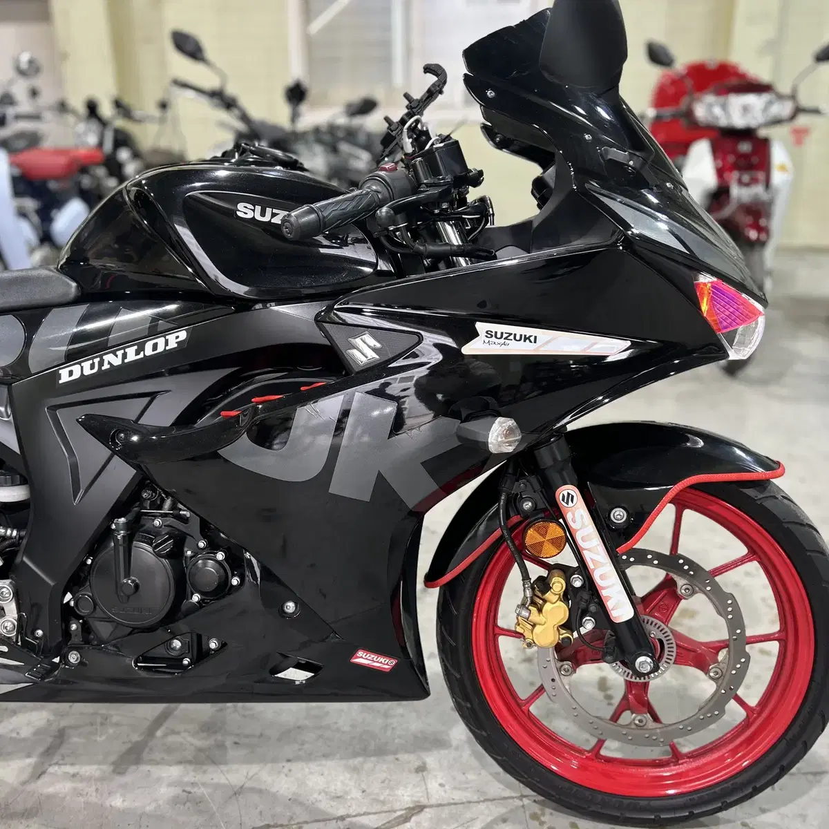 스즈키 GSX-R125 ABS 2021년 1만KM 블랙 차량 판매중