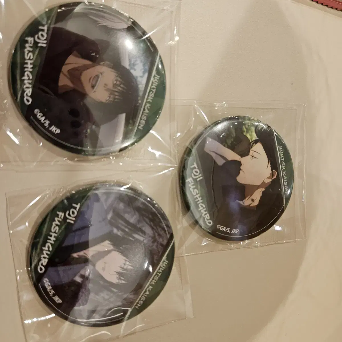 [Delete Tomorrow] More prices coming soon!)Zuu spinning toozi sealed badges for sale